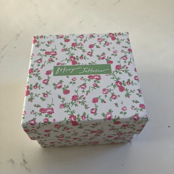 Betsey Johnson Bunny Rabbit Barbell Jacket Earrings, NEW WITH TAGS - Picture 6 of 6